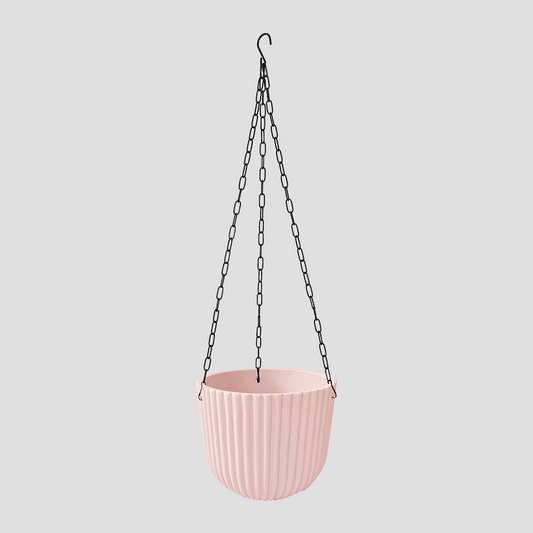 עציץ קרמיקה ורוד עדין נתלה, משולב שרשרת ברזל שחורה